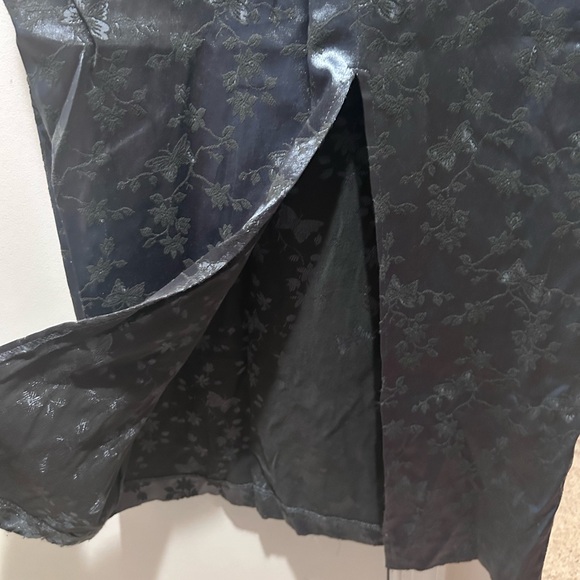 Jessica Howard Asian Inspired (Qi Pao) long dress - Picture 4 of 5